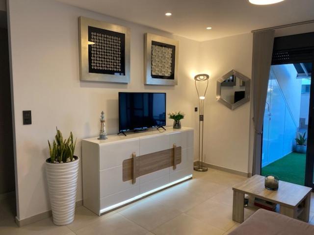 Luxury Penthouse Oasis Beach VIII Orihuela Costa Punta Prima Торрев'єха Екстер'єр фото
